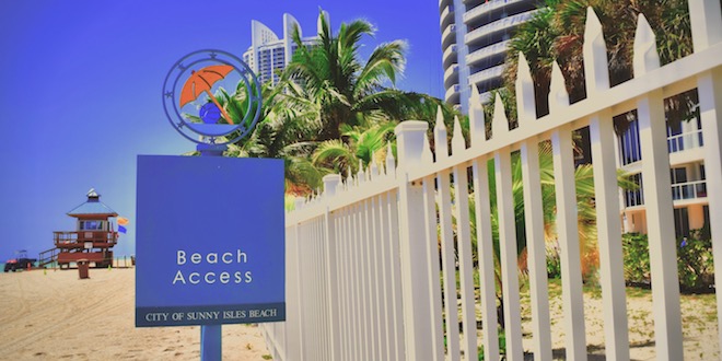 Beach access sign